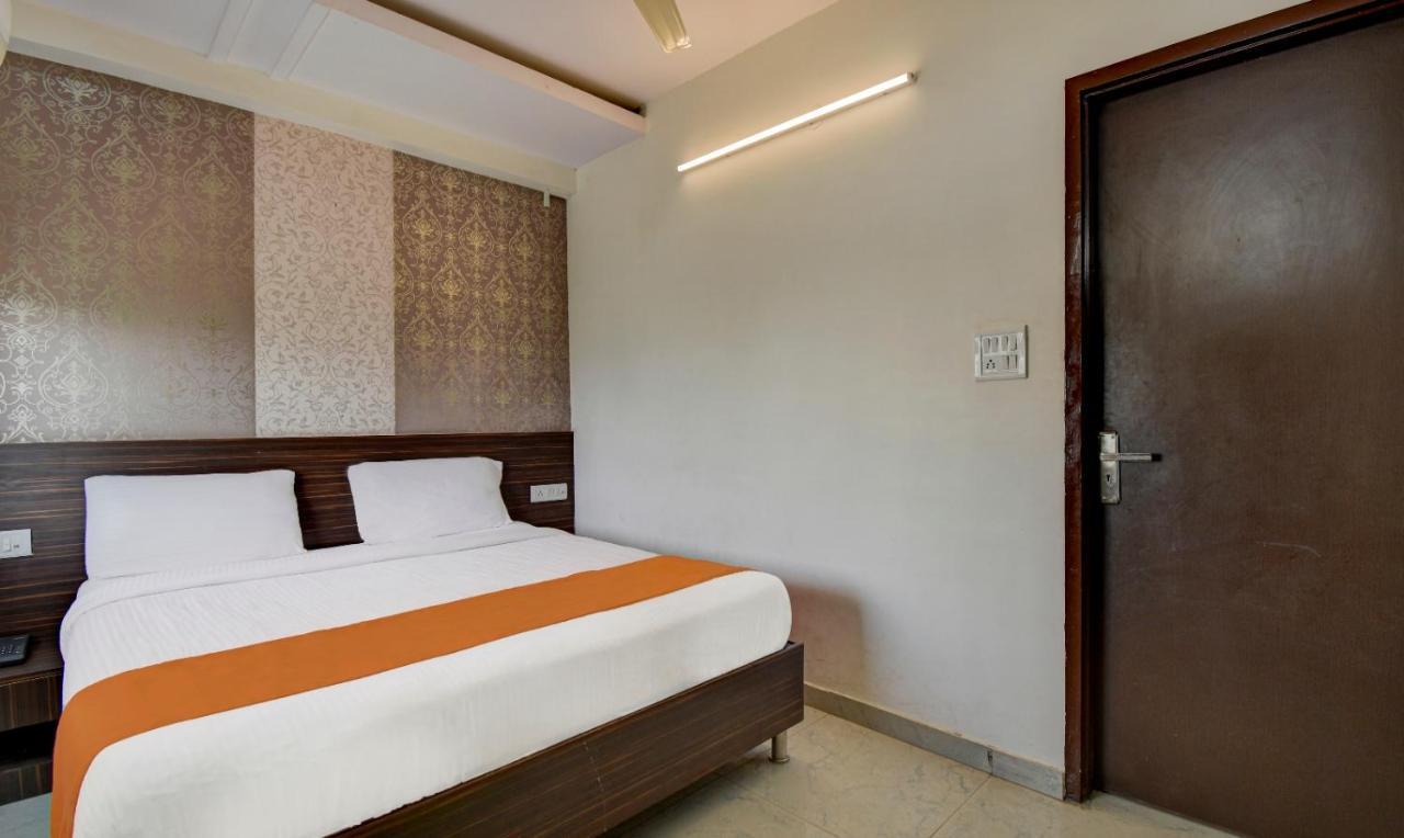 Hotel Radha Nikunj Residency ジャイプール エクステリア 写真