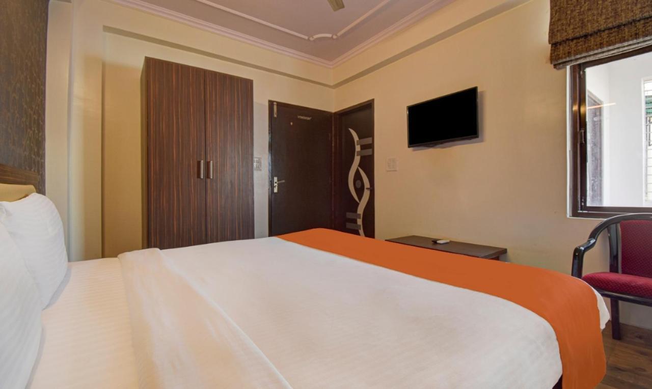 Hotel Radha Nikunj Residency ジャイプール エクステリア 写真