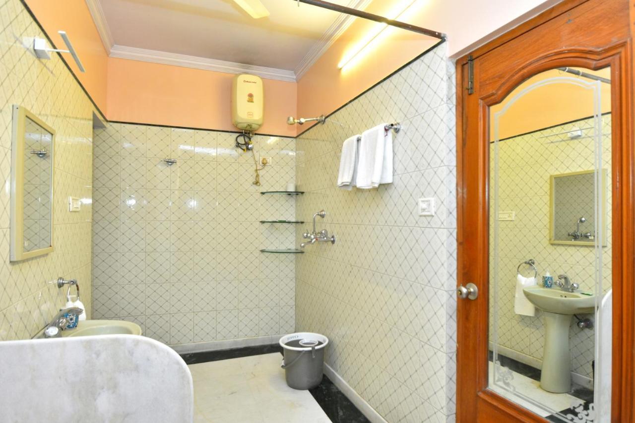 Hotel Radha Nikunj Residency ジャイプール エクステリア 写真